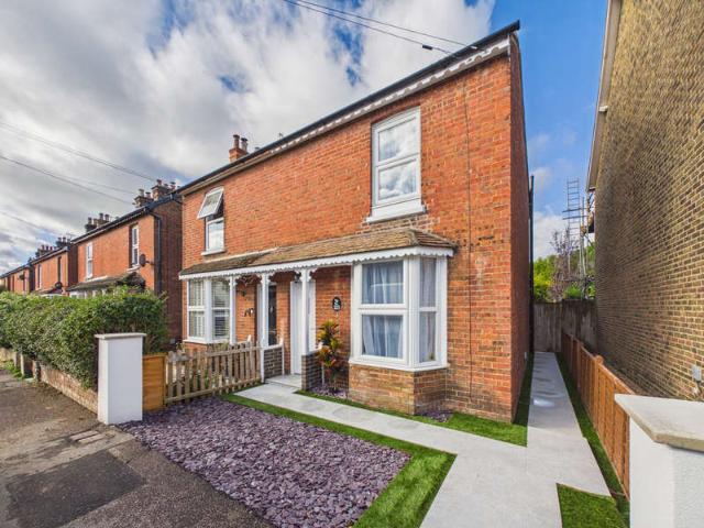 Farm for sale in Roffey, Horsham