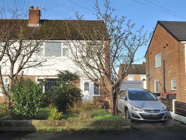Farm for sale in Higher Irlam, Salford