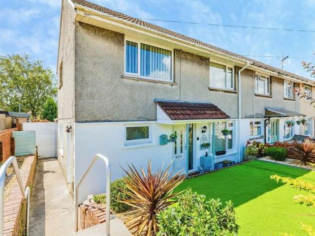 Farm for sale in Sarn, Wales