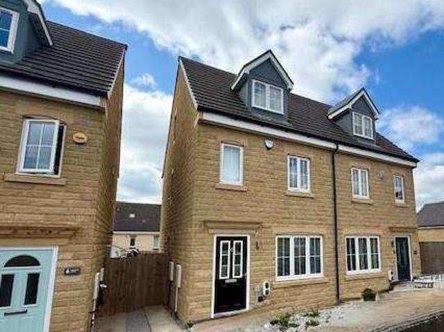Farm for sale in Idle, West Yorkshire