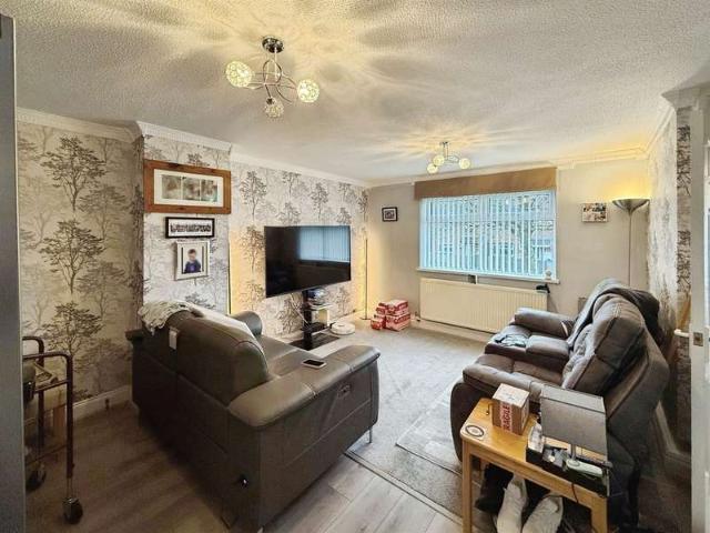 Farm for sale in Cwm Talwg, Barry