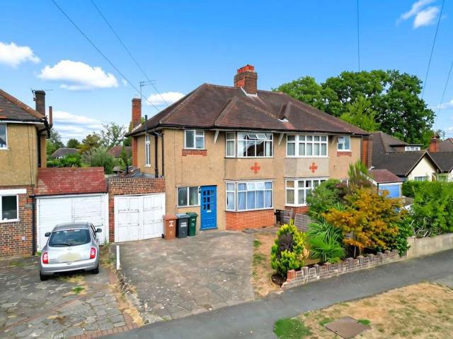 Farm for sale in Batchworth, Hertfordshire