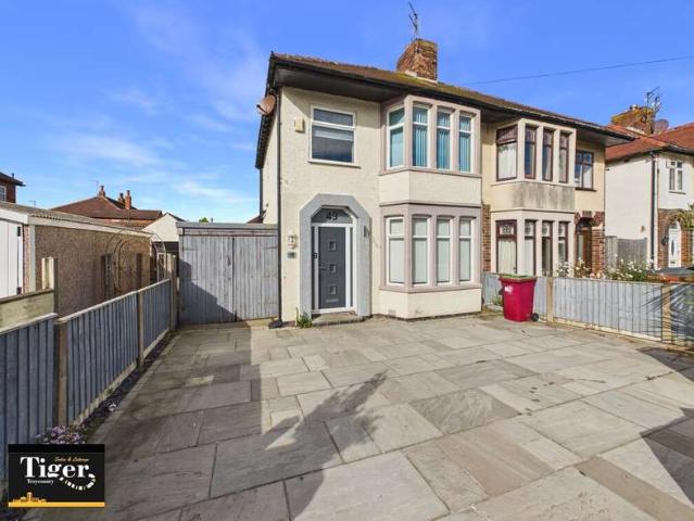 Farm for sale in Knowle, Blackpool