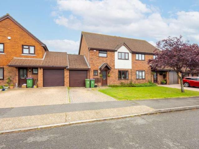 Farm for sale in Folkestone
