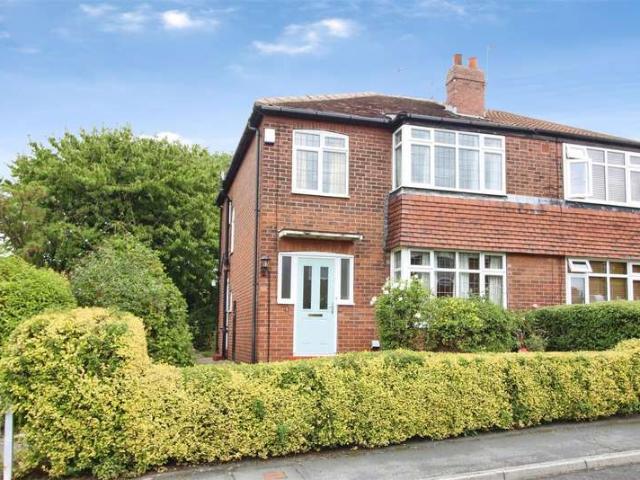 Farm for sale in Whitkirk, Colton