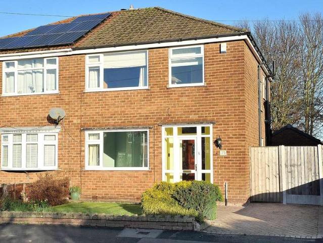 Farm for sale in Higher Irlam, Salford