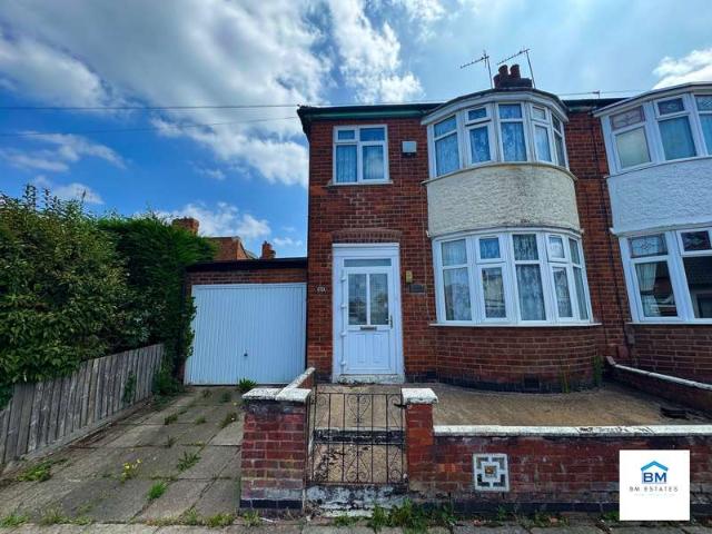 Farm for rent in Leicester, Northfields