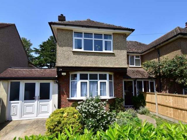Farm for sale in Leavesden, Three Rivers