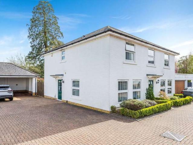 Farm for sale in The Butts, Kent