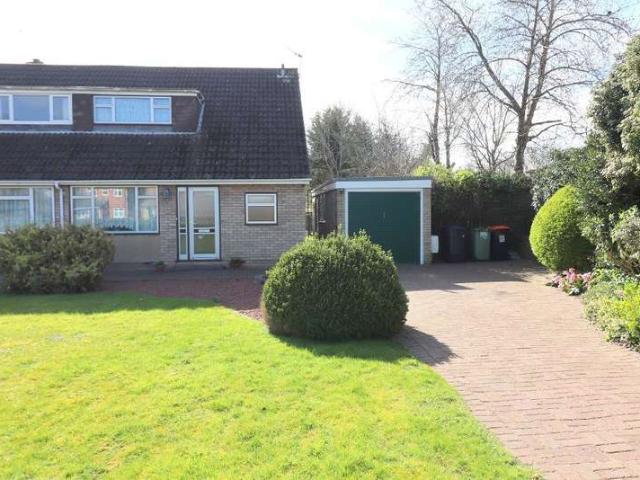 Farm for sale in Barton-le-clay, Bedfordshire