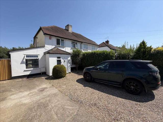 Farm for sale in Wraysbury