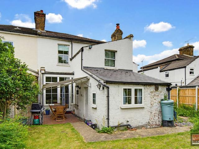 Farm for rent in Ashford, Spelthorne