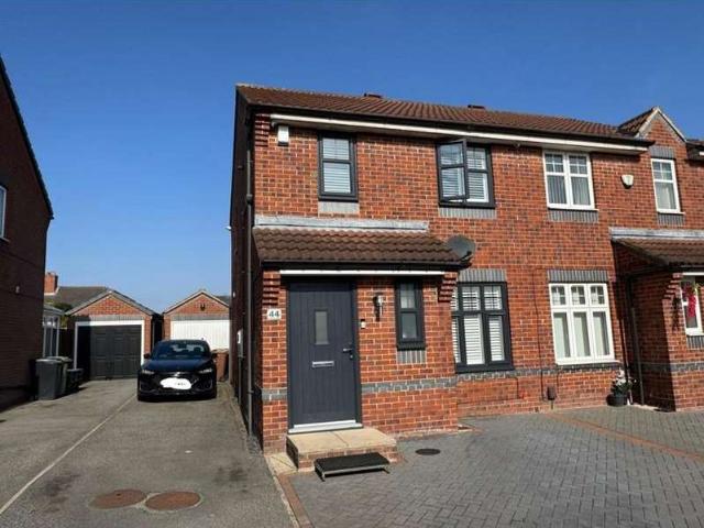 Farm for sale in Thorpe, West Yorkshire