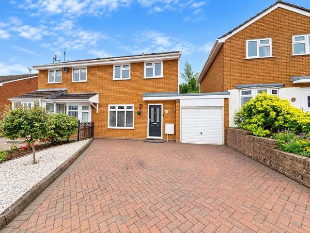 Farm for sale in Quarry Bank, Dudley