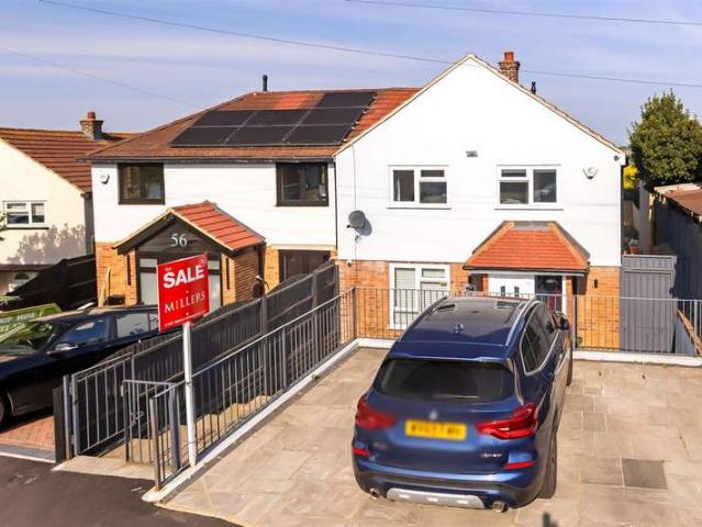 Farm for sale in Coopersale Street, Epping