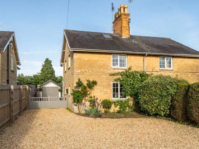 Farm for sale in Barholm, Lincolnshire