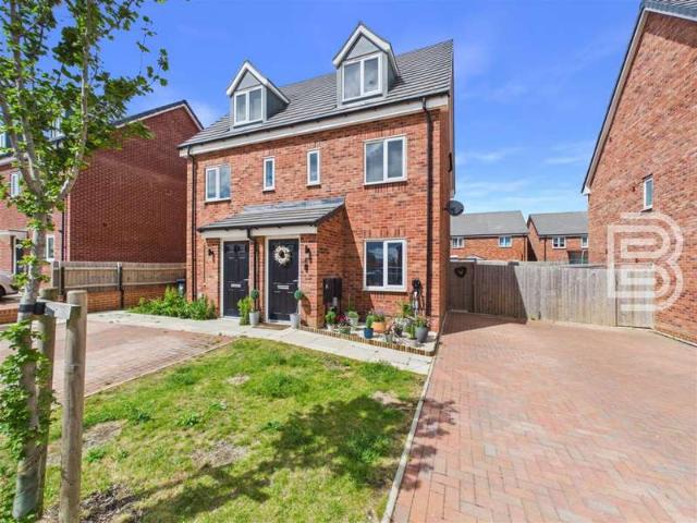 Farm for sale in Newton, New Bilton