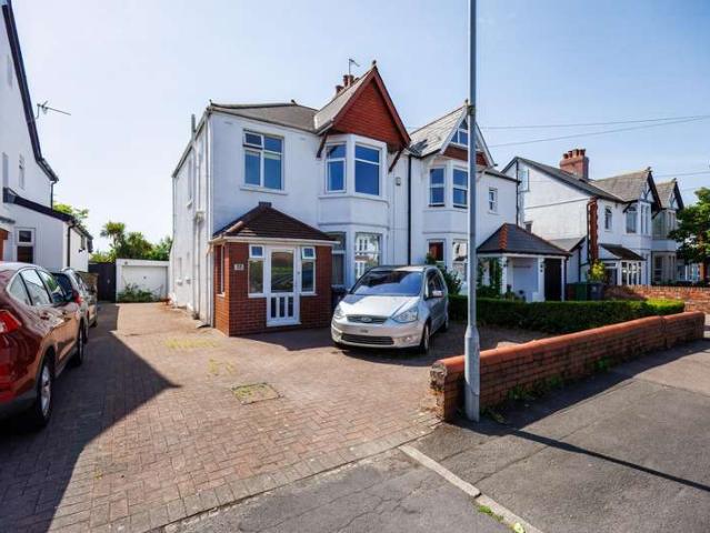 Farm for sale in Falcon Lodge, Wales