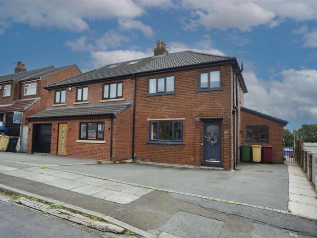 Farm for sale in Blackrod, Bolton