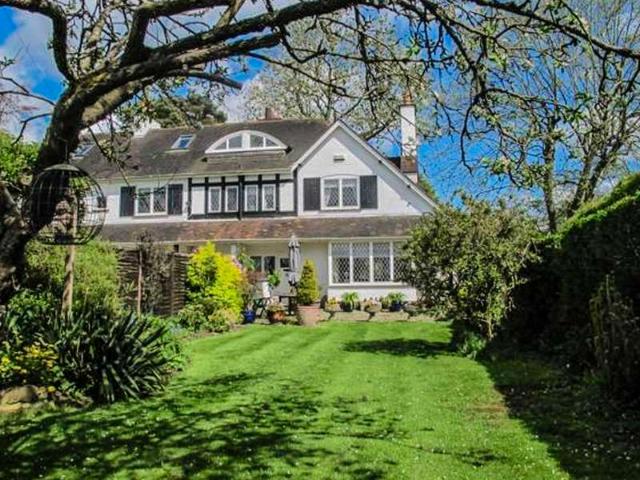 Farm for sale in The Butts, Kent
