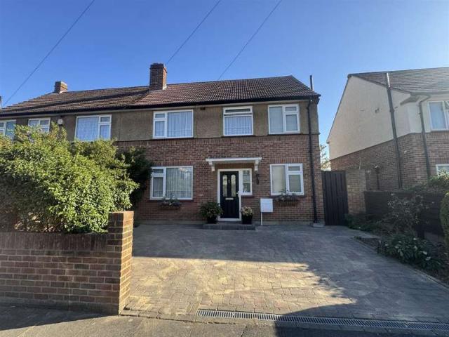 Farm for sale in London Borough of Hounslow, Greater London