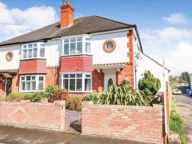 Farm for sale in Fishery, Maidenhead