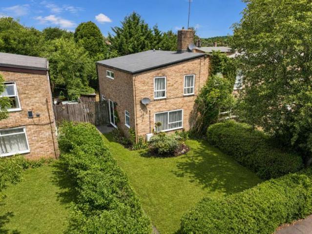 Farm for sale in Fretherne, Hertfordshire