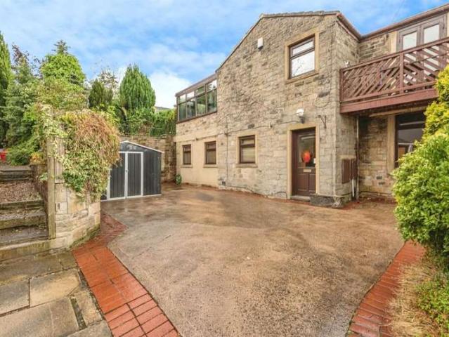 Farm for sale in Mirfield, West Yorkshire