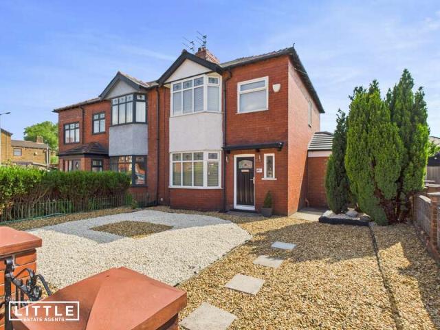 Farm for sale in Denton's Green, St Helens