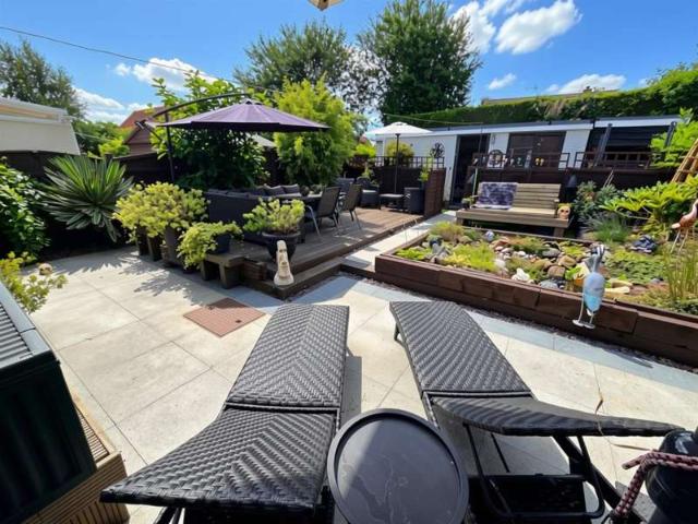 Farm for sale in Costhorpe, East Midlands
