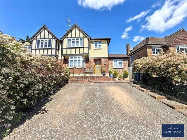 Farm for sale in New Barnet, Greater London