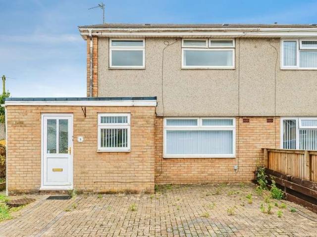 Farm for sale in Bryntirion, Wales