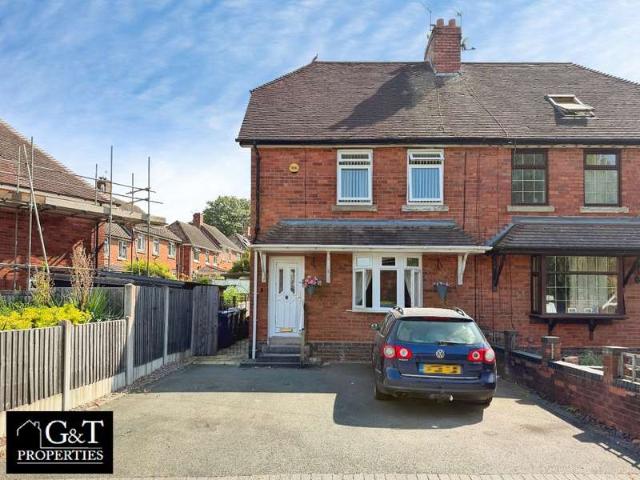 Farm for sale in Coseley, West Midlands