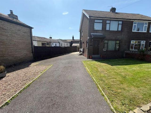 Farm for sale in Cleckheaton, West Yorkshire