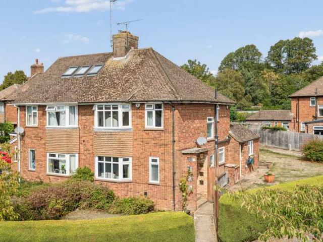 Farm for sale in Wooburn, Bourne End