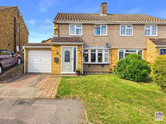 Farm for sale in Strood