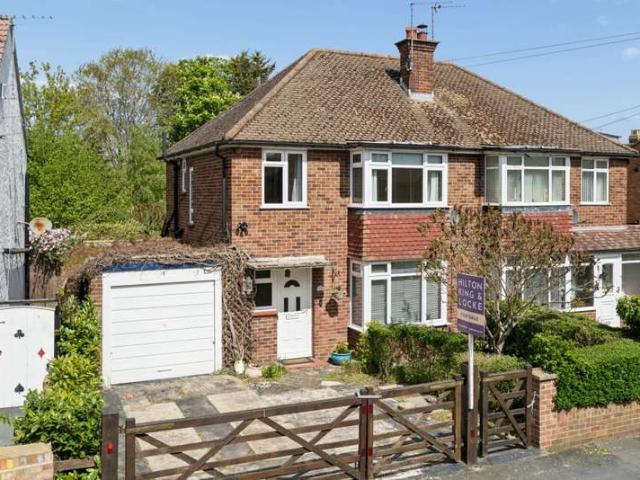 Farm for rent in Wexham and Ivers Community Board, Iver Heath