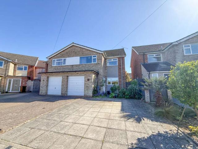 Farm for sale in Whitton, Key Street