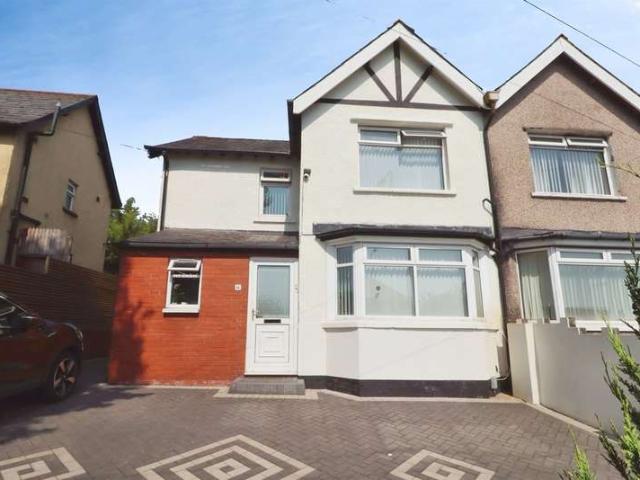 Farm for sale in Falcon Lodge, Wales