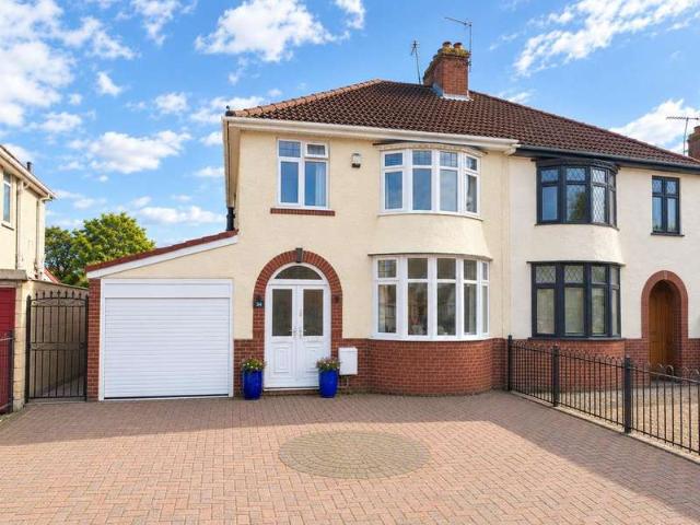 Farm for sale in Feckenham, City Of Bristol