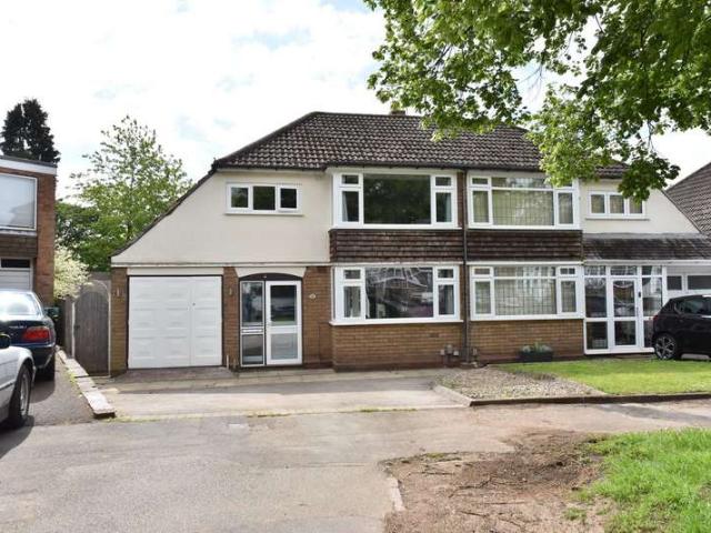 Farm for sale in Pensnett, West Midlands