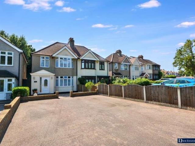 Farm for sale in Gidea Park, Greater London