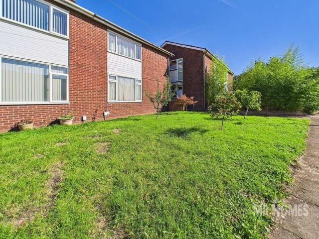Farm for sale in Falcon Lodge, Wales