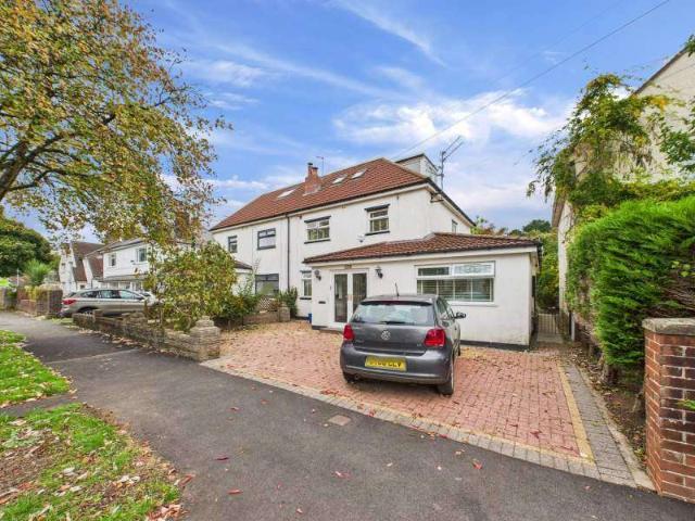 Farm for sale in Falcon Lodge, Wales