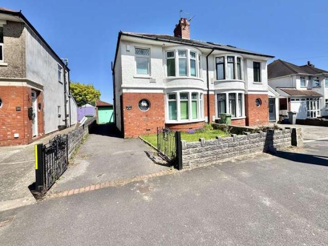 Farm for sale in Falcon Lodge, Wales