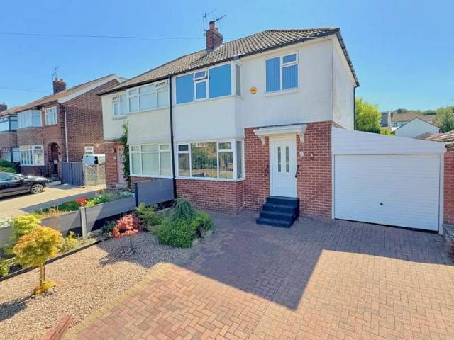 Farm for sale in Calverley, West Yorkshire