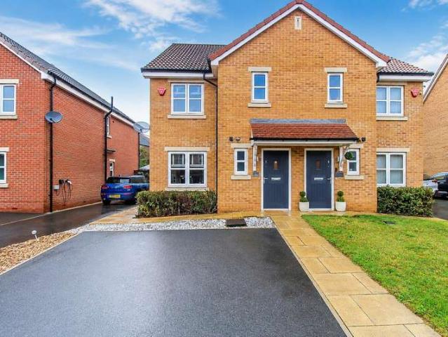 Farm for sale in East Ardsley, West Yorkshire