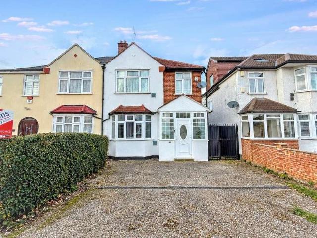 Farm for sale in London Borough of Hounslow, Greater London
