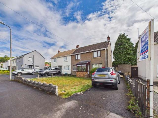 Farm for sale in Sandy, Llanelli