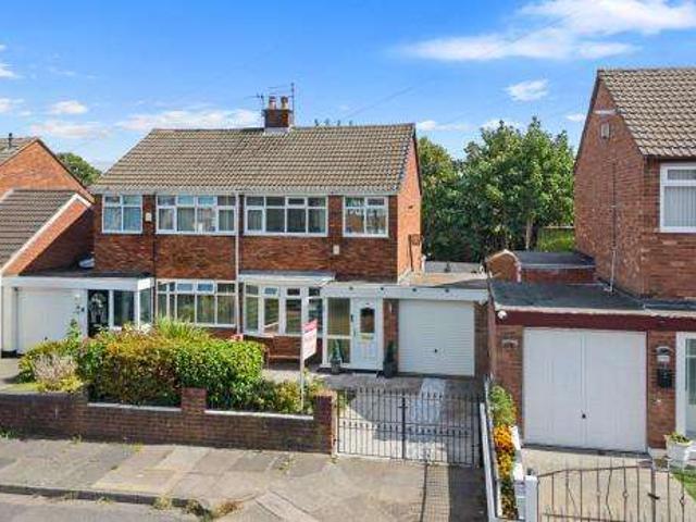 Farm for sale in Calderstones
